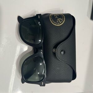 Ray-Ban Black Sunglasses & Case - men or women